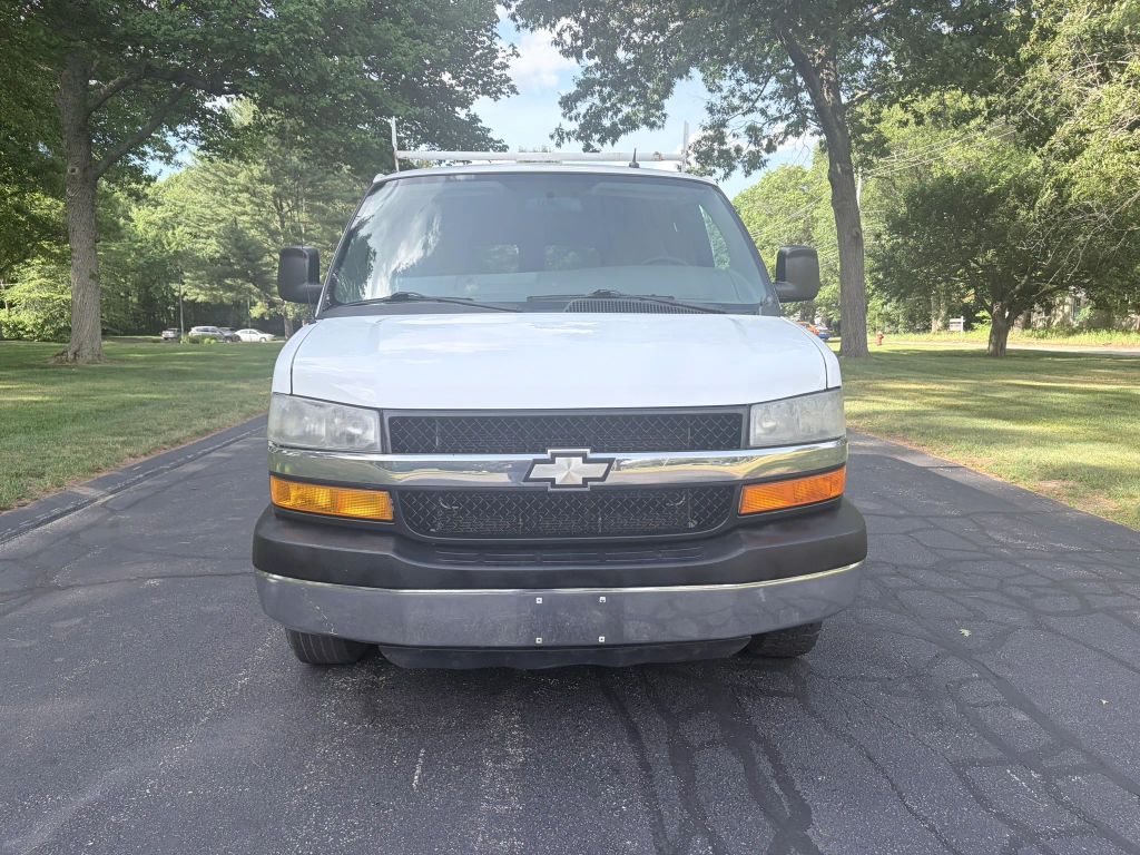 chevrolet express passenger 2015 1GBWGRFF8F1180129 image chevrolet express passenger 2015 1GBWGRFF8F1180129 image
